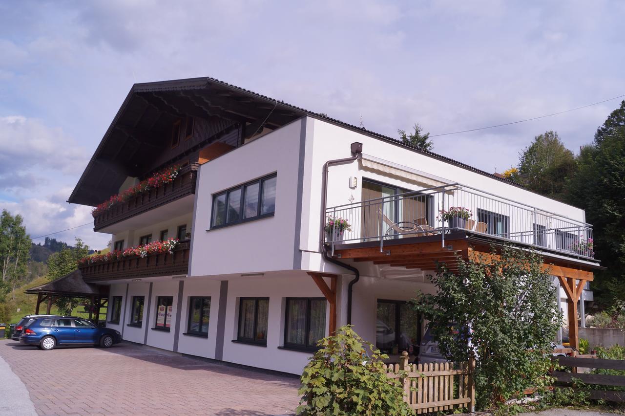 سخلادميخ Fruehstueckspension Auer - Haus Kargl المظهر الخارجي الصورة